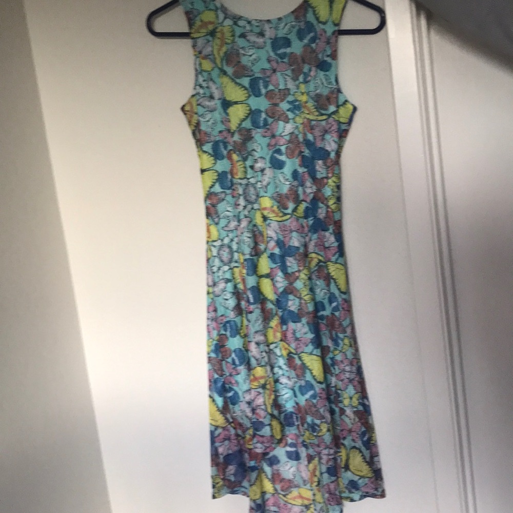 Flowing turquoise butterfly dress for petits